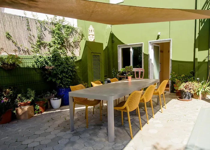 Apartament Private Renovated W Pool, 3m To Da Luz