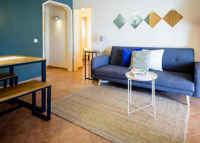 Private Renovated W Pool, 3m To Da Luz * Valverde (Faro)