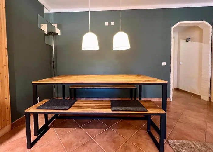 Private Renovated W Pool, 3m To Da Luz