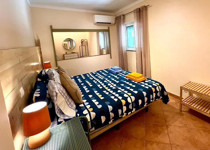 Apartament Private Renovated W Pool, 3m To Da Luz Valverde (Faro)