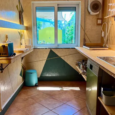 Apartmán Private Renovated W Pool, 3m To Da Luz